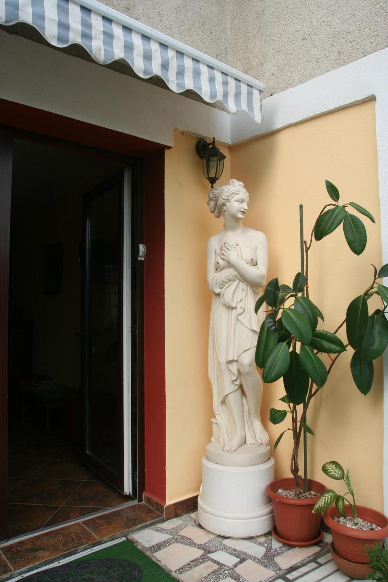 Pensiunea Sydney Timisoara Exterior photo